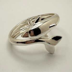 Vintage Silver Tone Hinged Dolphin Bracelet Bangle Jewelry